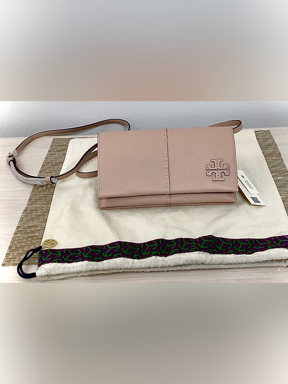 Tory Burch Blush Pink Pebbled Leather Crossbody Wallet. New with tag
